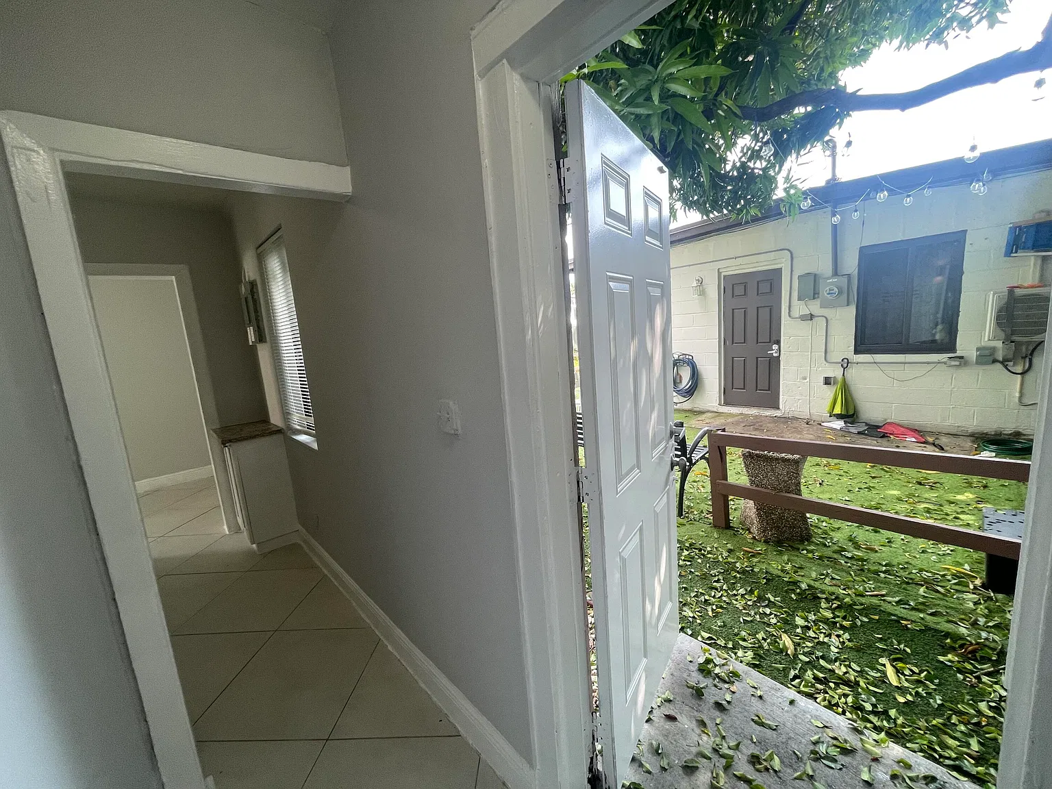 2 bed, 1.0 bath, 650 sqft, $1,600 — Photo 4