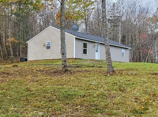 63 Meegwetch Horizon Rd, Palermo, ME 04354