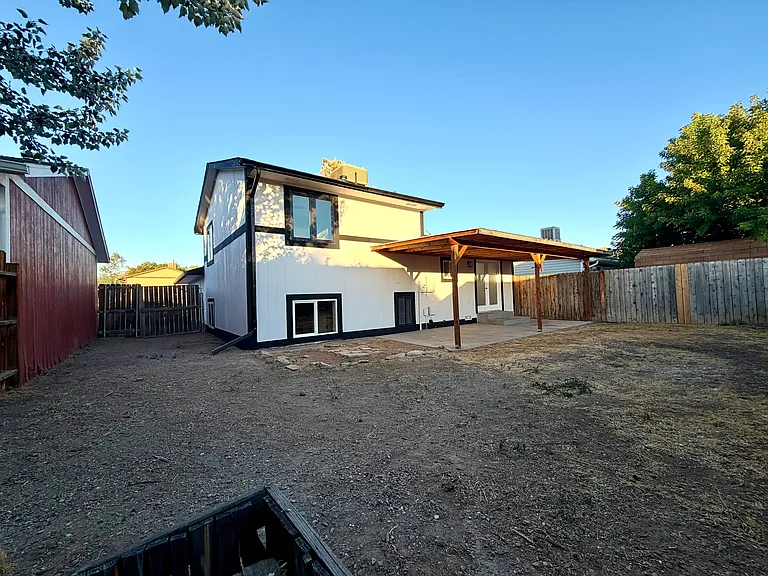519 Garland St — Photo 31