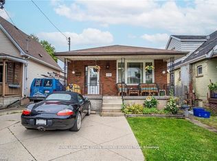 119 Avondale St, Hamilton, ON L8L 7B9