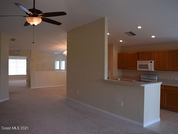 4th image of 401 Trotter Ln APT 205