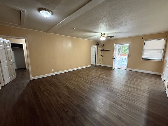 2nd image of 15712 White Oaks Ln