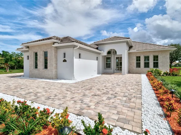 560 Stoney Brook Farm Ct, Vero Beach, FL 32968