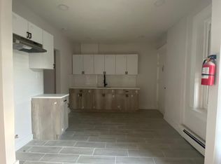 62 E 22nd St #2R, Paterson, NJ 07513