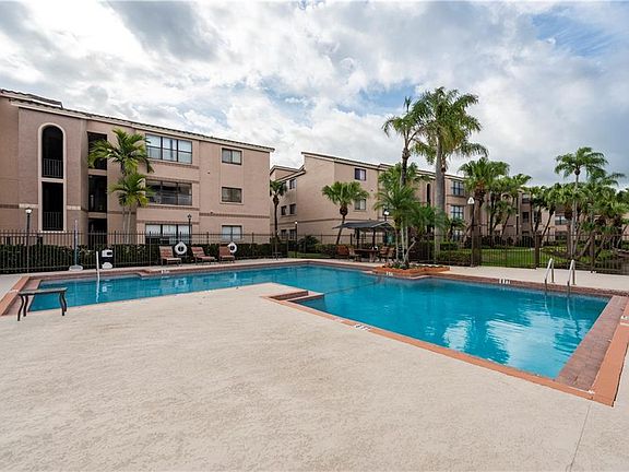 4th image of 2866 S University Dr APT 5302