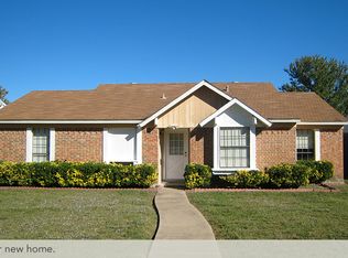 2406 High Hollow Dr, Garland, TX 75041