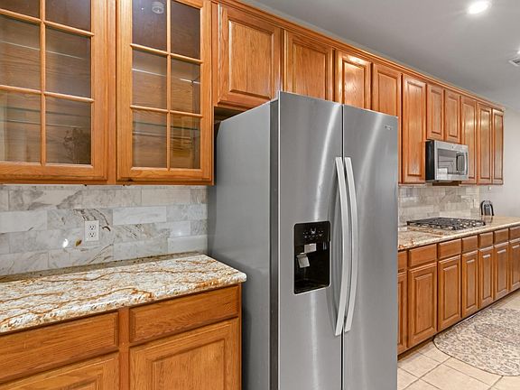 4th image of 2130 Water Way