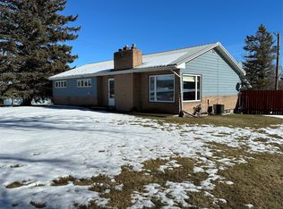 1717 Saint Charles St, Fort Benton, MT 59442