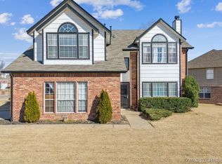 1301 N Willow Ave, Broken Arrow, OK 74012