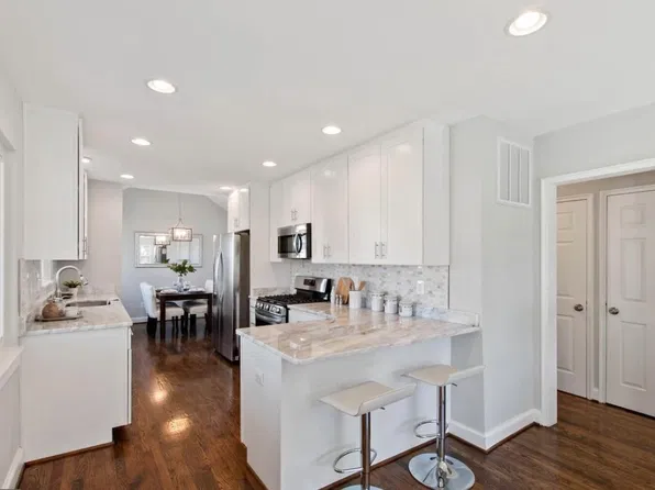 2921 Johnson Rd, Falls Church, VA 22042
