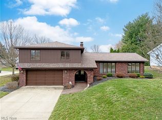 437 Mather Hill Dr, Wooster, OH 44691