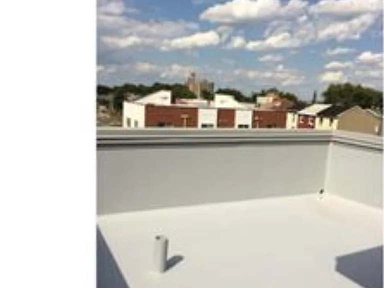 624 N 11th St #B — Photo 3