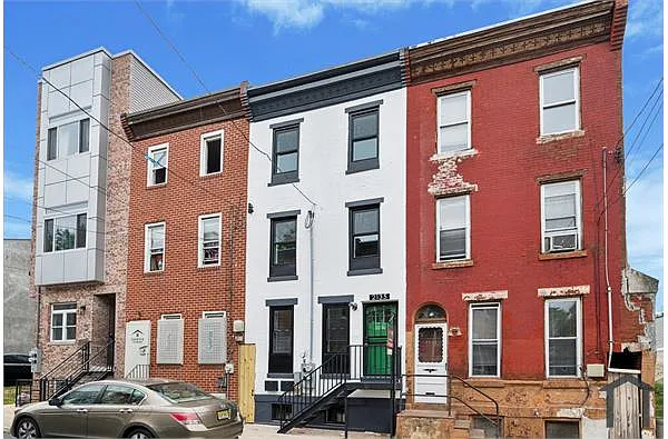 Building Photo - 2135 N 9th St #2