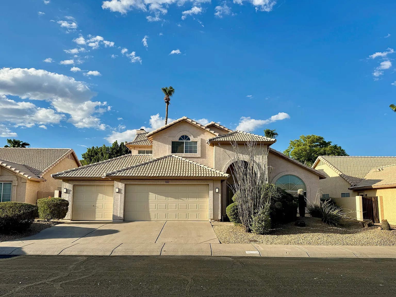 4 bed, 2161 sqft, $3,000 — Photo 1
