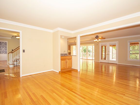 2nd image of 6462 Fairway Estates Dr