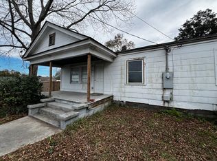1903 Hampton Ave, North Charleston, SC 29405