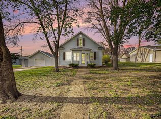 154 W 3rd St, Wahoo, NE 68066