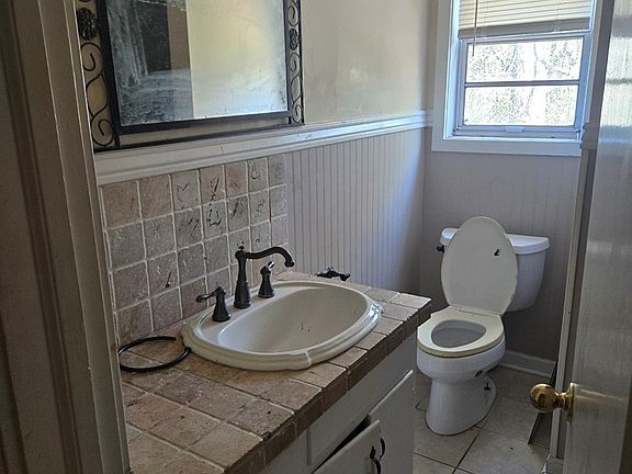 5th image of 5956 Reed Ave