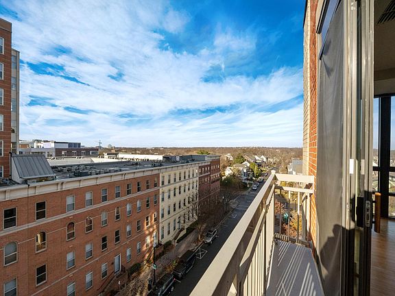 2nd image of 1200 N Hartford St APT 611