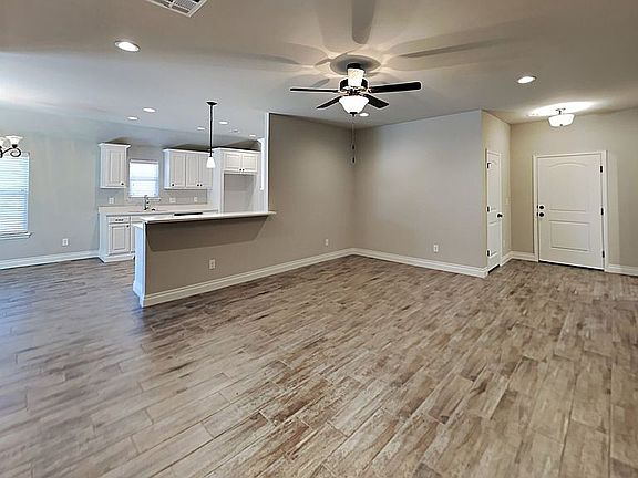 5th image of 10524 NW 42nd Cir
