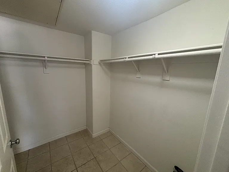 3503 Orangewood — Photo 5
