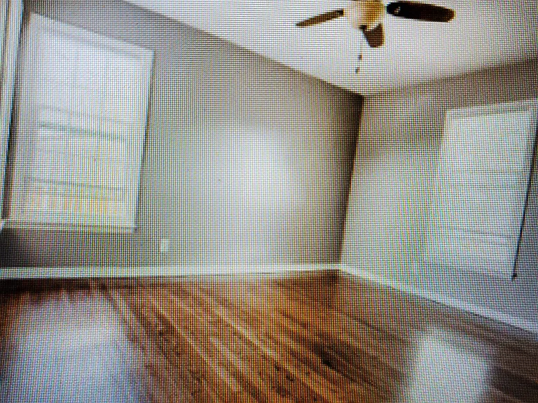 914 Featherston St — Photo 6