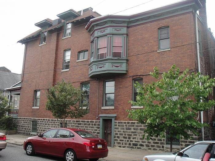 1st image of 5001 Catharine St