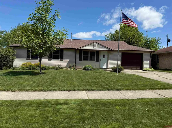 205 E High St, Kendallville, IN 46755