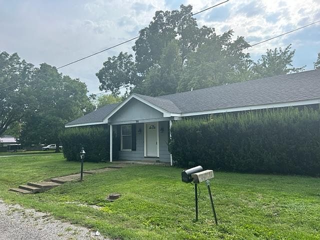 2nd image of 1025 N Hamilton St