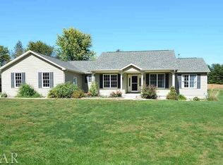 15899 Pebble Beach Rd, Bloomington, IL 61705