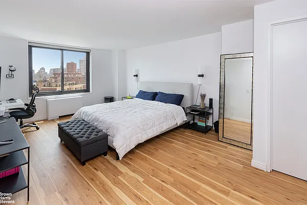 Rented by Brown Harris Stevens | media 13