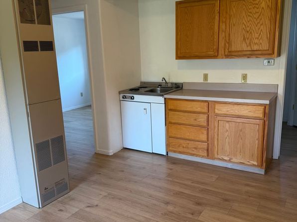 1121 Central Ave #11