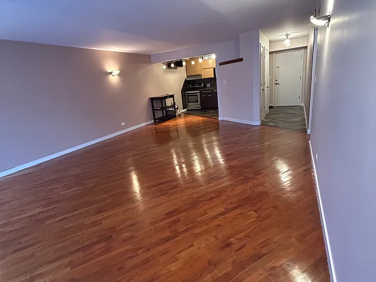 5400 Carriageway Dr — Photo 8