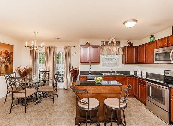2nd image of 5132 Bayview Dr