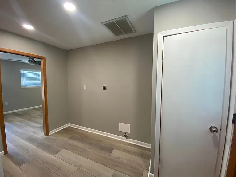 400 Argyle Ct — Photo 21