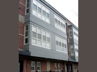 55 E 23rd St #55, Chicago, IL 60616