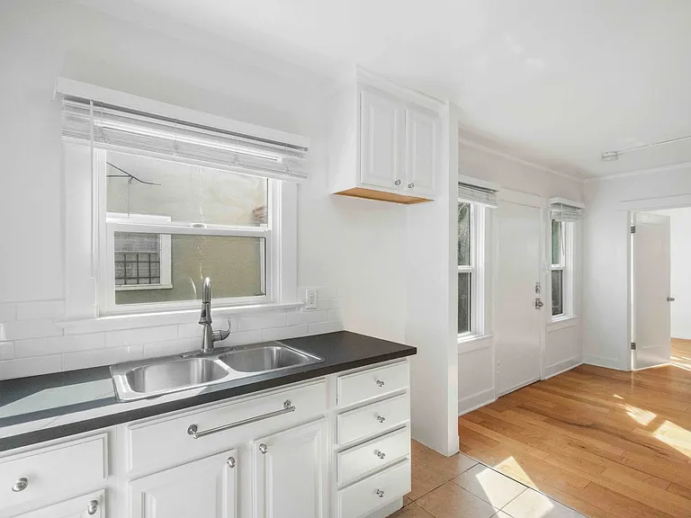 5414 Fountain Ave — Photo 12