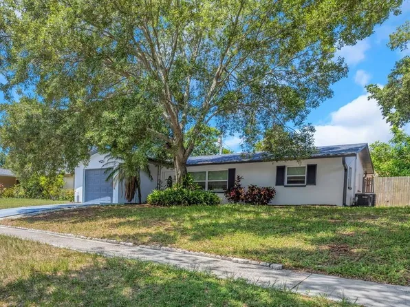 1806 Vancouver Dr, Clearwater, FL 33756