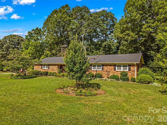 3rd image of 270 Lewis Ferry Rd