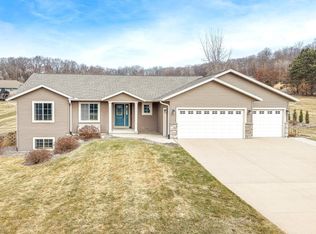 W7534 Sylvester ROAD, Holmen, WI 54636