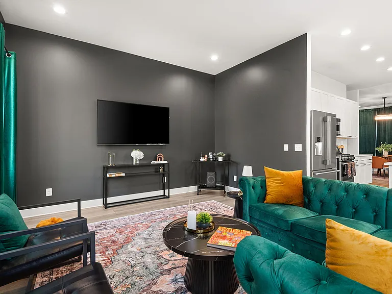 629 W Iris Dr #5 — Photo 18