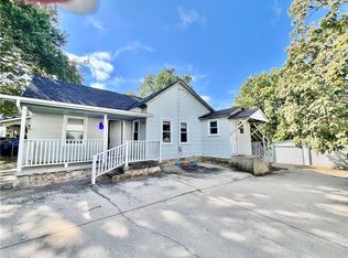 613 S 4th St, Independence, KS 67301