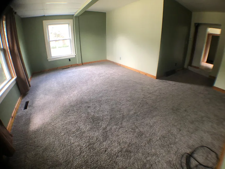 703 E Chippewa St #B — Photo 10