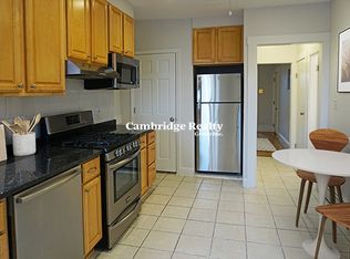 27-29 Lambert St #3T, Cambridge, MA 02141