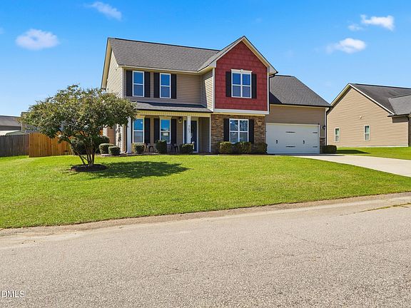 2nd image of 707 Botanical Ct
