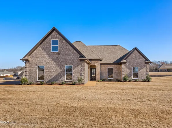 118 Honor Cv, Senatobia, MS 38668