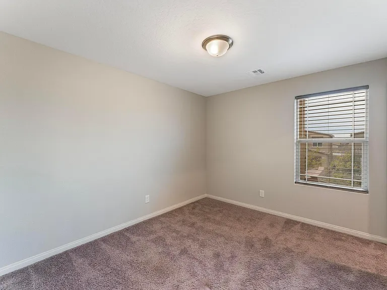4320 Stardusk Falls Ave — Photo 18