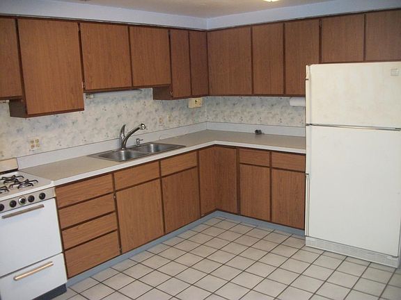 4th image of 2026 Gaylann Dr