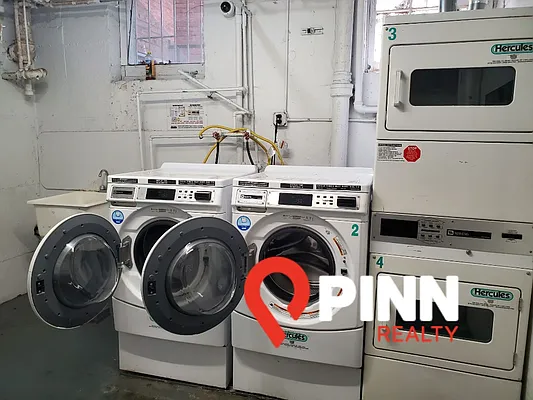 Rented by Pinn Realty | media 7