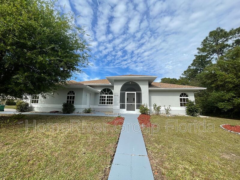 1st image of 23422 Elizabeth Ave